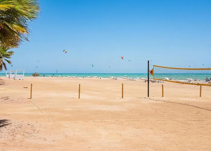 Modern With Great Pool & Access Hurghada